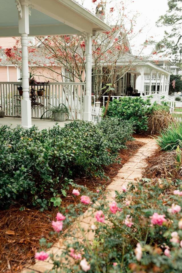 Apartment Garden Fairhope